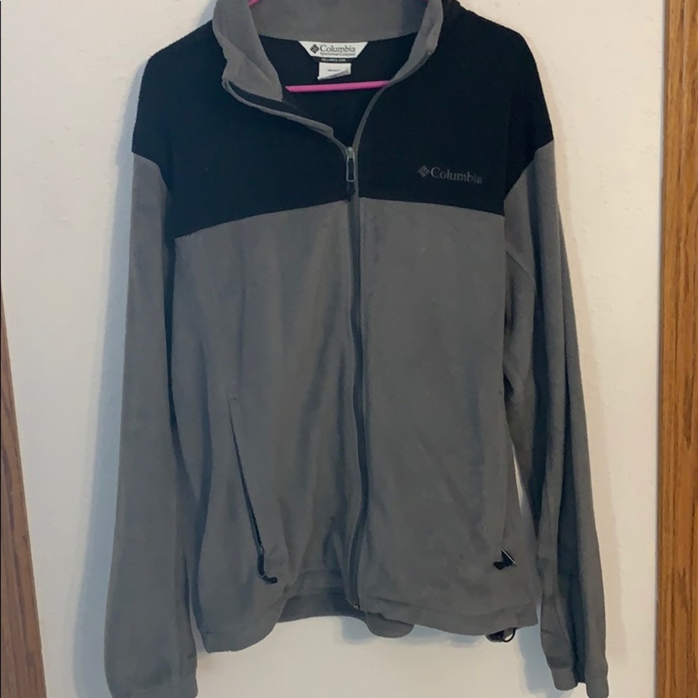 Men’s Columbia fleece